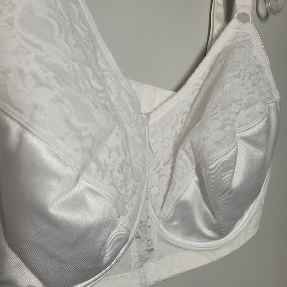 Surgical Bra Balanced Fit Bra white, lightly padded Jodee 40F - Picture 3 of 7